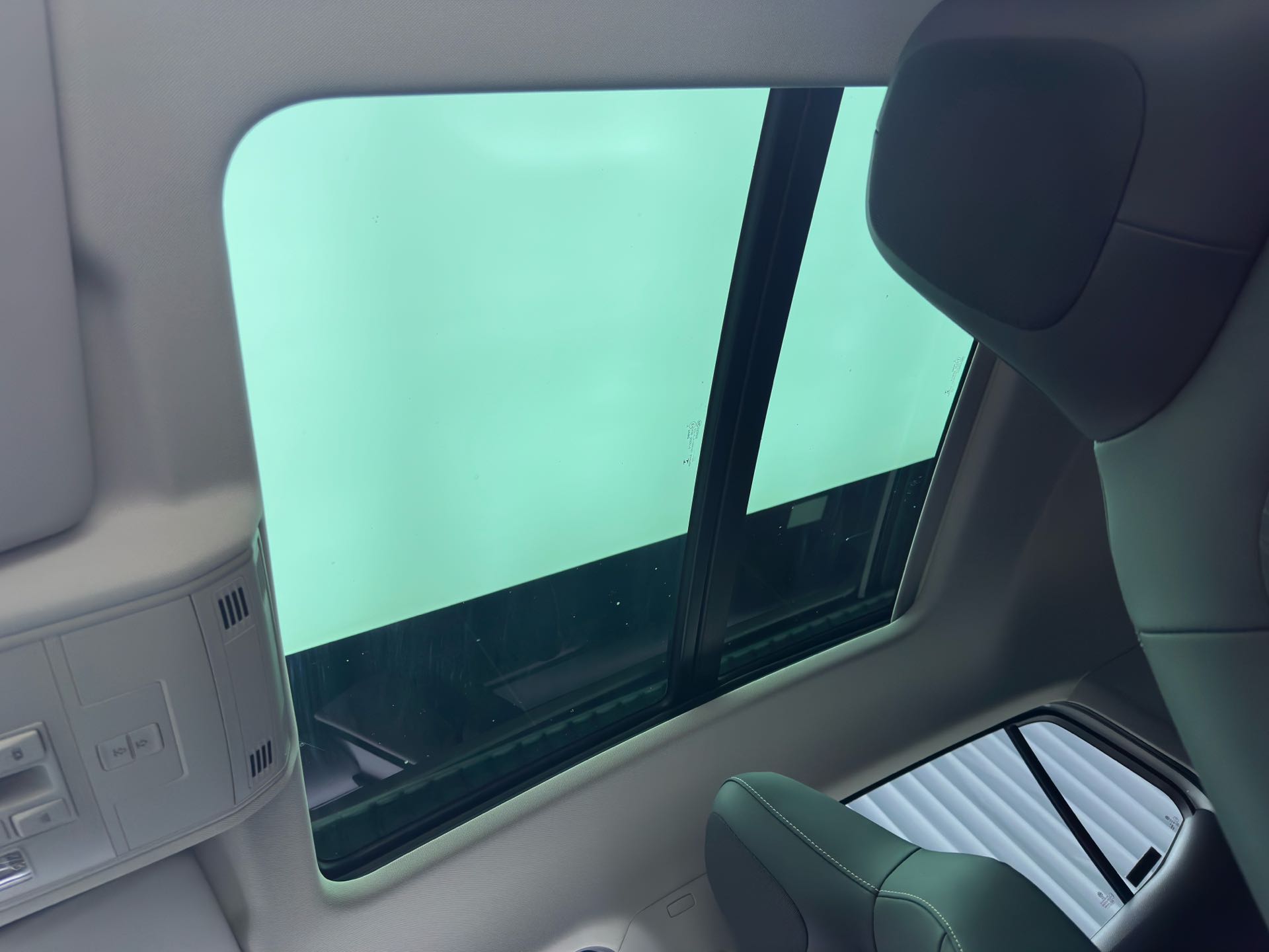 Volkswagen T-Cross 2022 #17 Volkswagen T-Cross 2022 car image #17