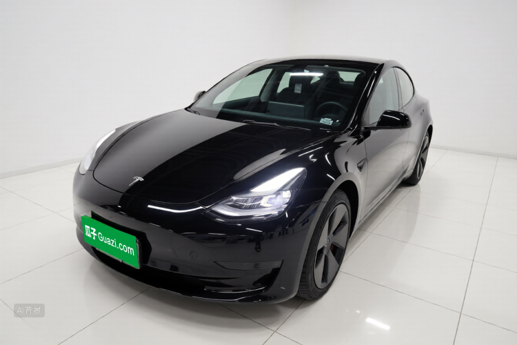 Tesla Model 3 2023 car image #2
