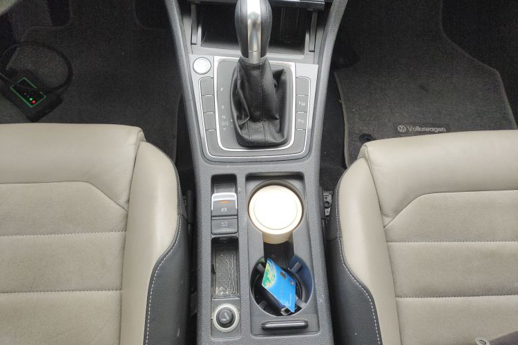 Volkswagen Golf 2017 #14 Volkswagen Golf 2017 car image #14