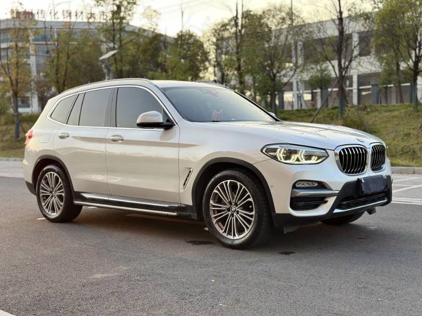 BMW X3 2019 car image #3