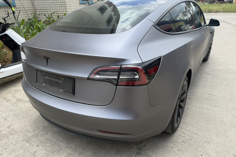 Tesla Model 3 2021 car image #6