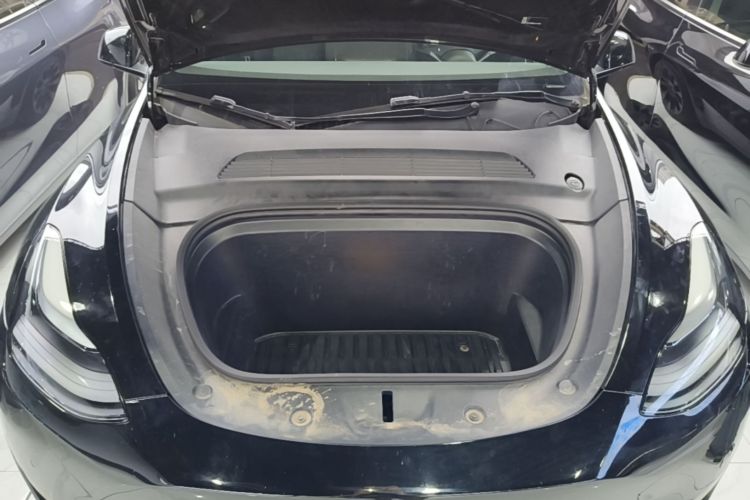 Tesla Model Y 2022 #20 Tesla Model Y 2022 car image #20