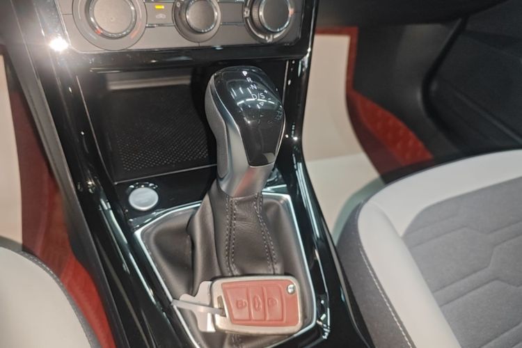 Volkswagen Tharu 2024 #14 Volkswagen Tharu 2024 car image #14