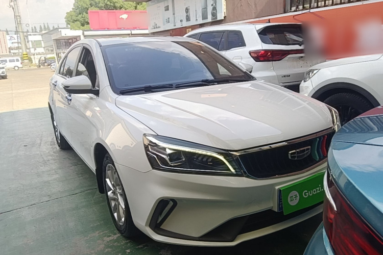 GEELY Emgrand 2021 #3 GEELY Emgrand 2021 car image #3