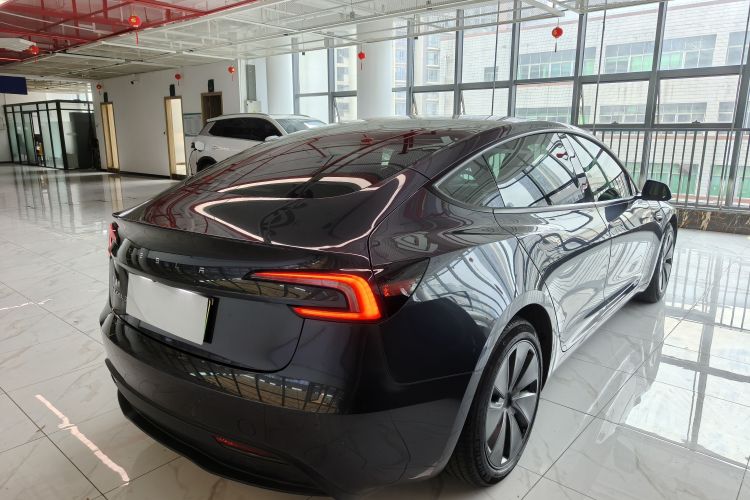 Tesla Model 3 2024 #5 Tesla Model 3 2024 car image #5