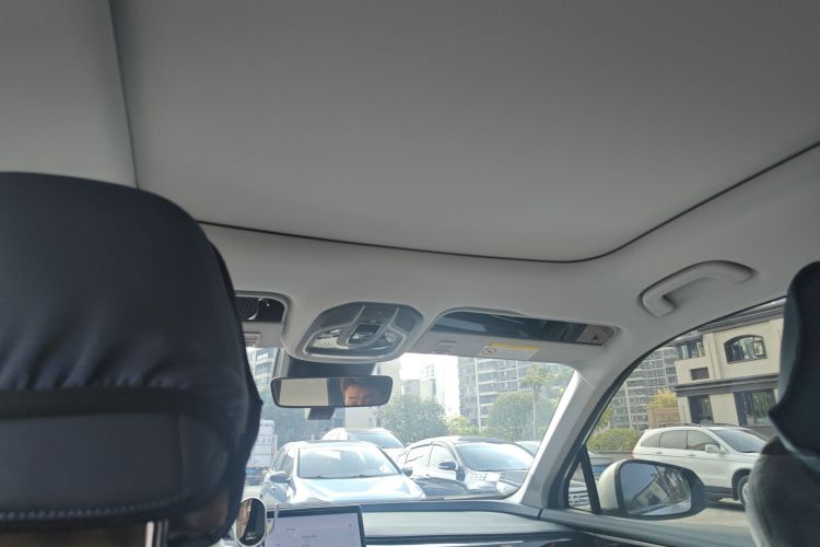 GEELY Boyue L 2024 immagine di auto #18