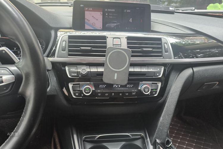BMW 3 Series 2019 #15 BMW 3 Series 2019 car image #15