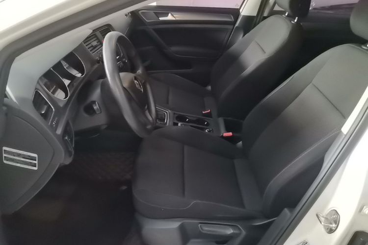 Volkswagen Golf 2016 car image #15