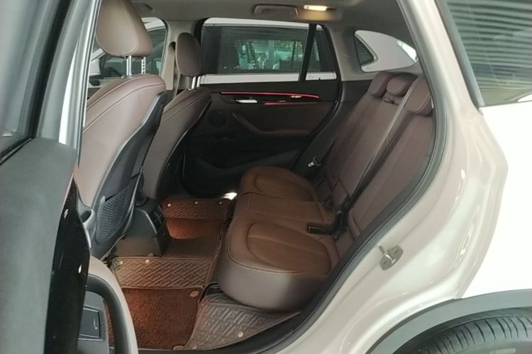 BMW X1 2020 immagine di auto #17