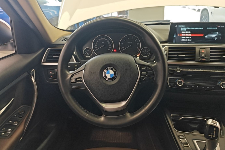 BMW 3 Series 2019 #11 BMW 3 Series 2019 immagine di auto #11