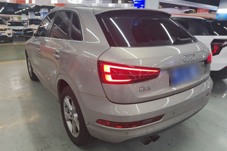 Audi Q3 2018 #5 Audi Q3 2018 car image #5