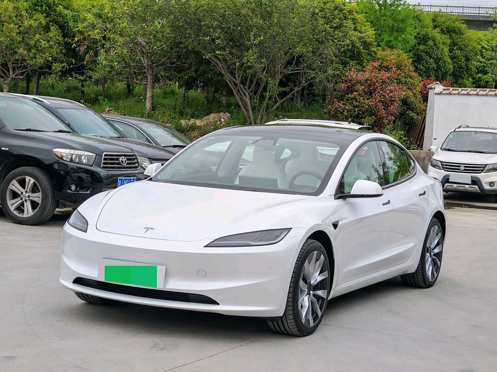 Tesla Model 3 2025 Tesla Model 3 2025 car image
