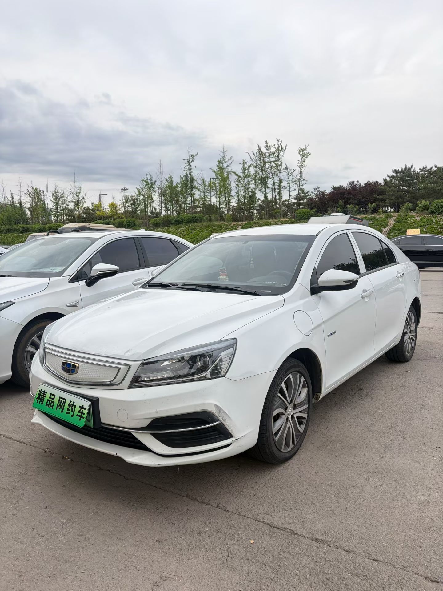 GEELY Emgrand New Energy 2019 car image 