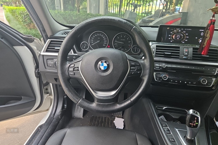 BMW 3 Series 2017 #12 BMW 3 Series 2017 car image #12