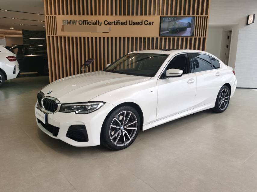 BMW 3 Series 2021 汽车图片 