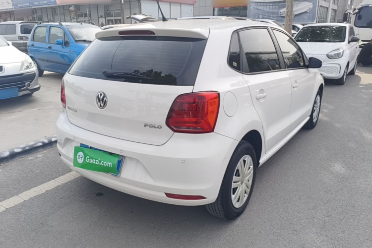 Volkswagen Polo 2016 car image #7