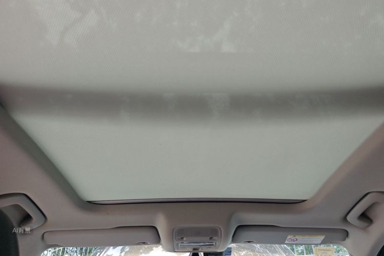 Audi Q3 2018 car image #20