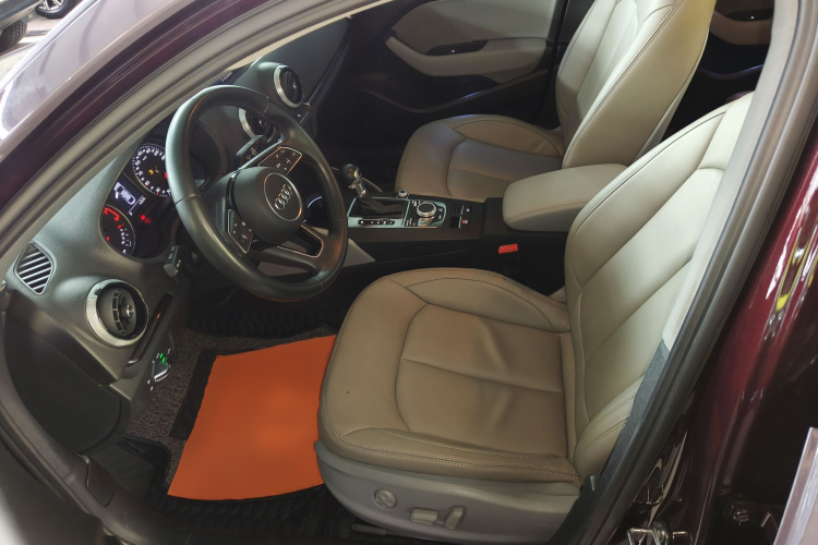 Audi A3 2018 صورة سيارة #15