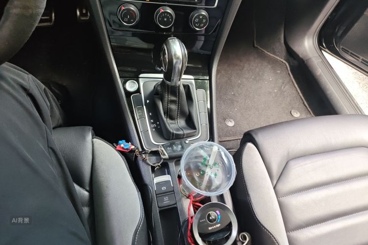 Volkswagen Golf 2018 #16 Volkswagen Golf 2018 car image #16
