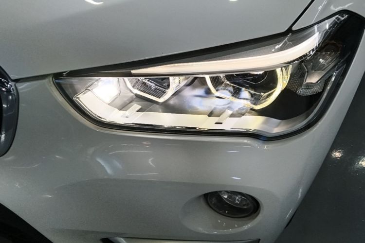 BMW X1 2018 #23 BMW X1 2018 car image #23