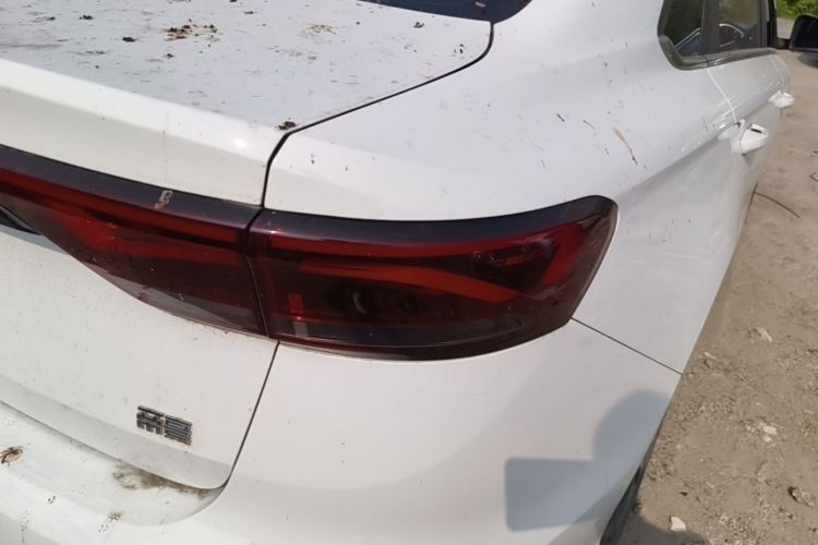 GEELY Emgrand 2022 immagine di auto #8
