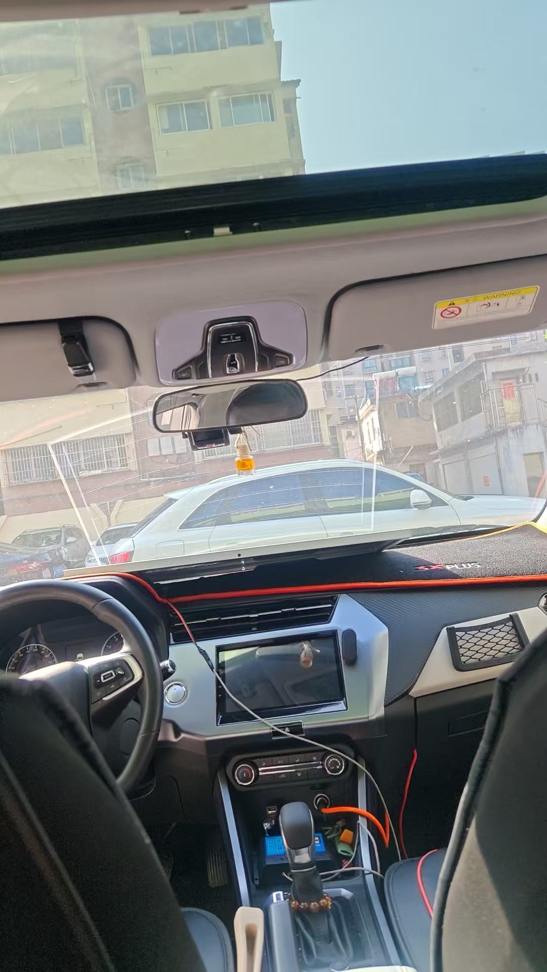 2023 car image #6