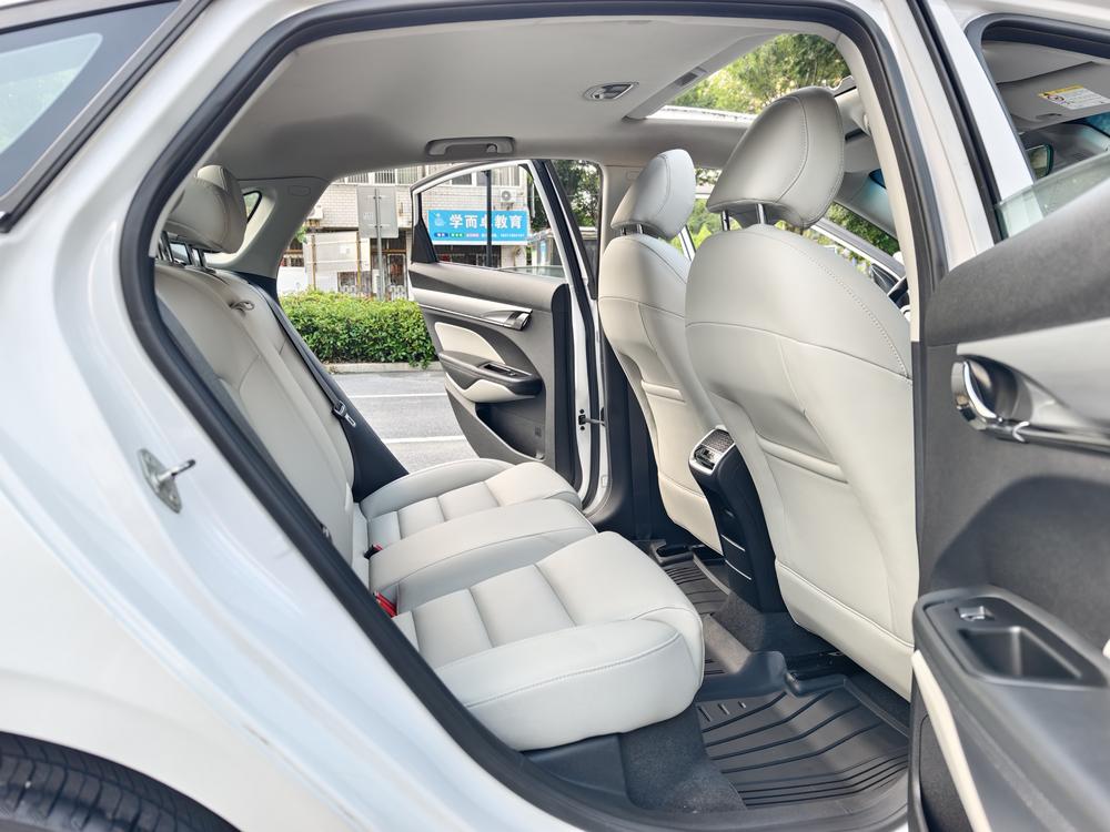 GEELY Binray 2018 #25 GEELY Binray 2018 car image #25