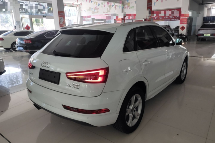 Audi Q3 2018 #7 Audi Q3 2018 car image #7