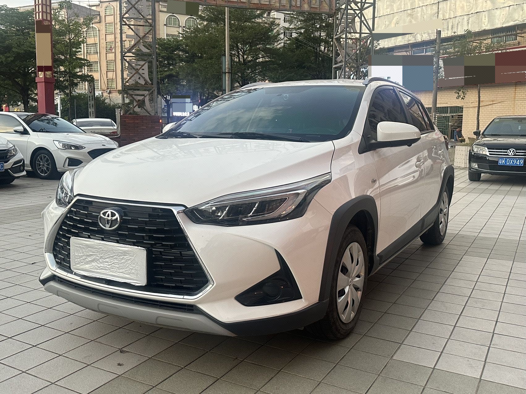 Toyota Yaris L Zhixuan 2023 immagine di auto 