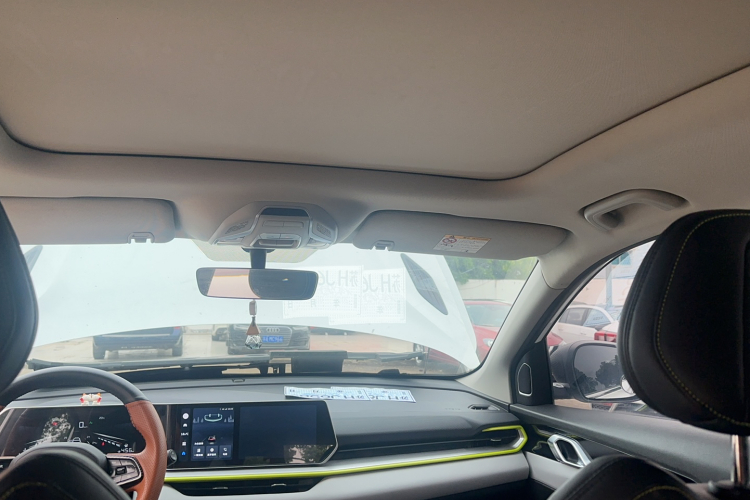 GEELY Coolray 2022 #19 GEELY Coolray 2022 car image #19