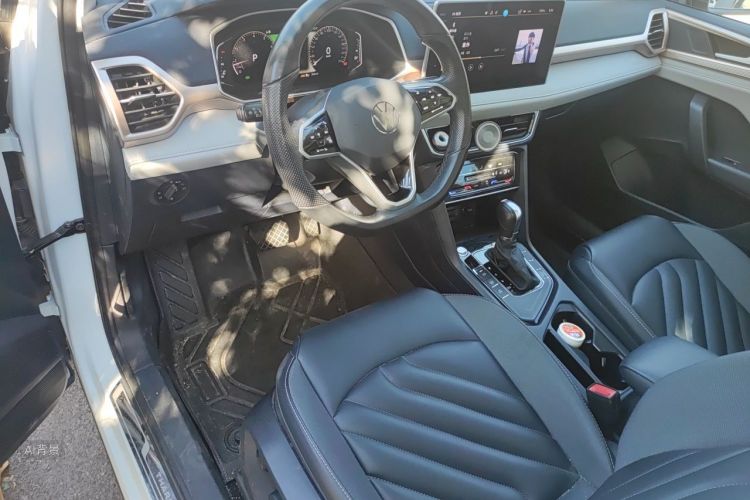 Volkswagen Tharu 2023 #11 Volkswagen Tharu 2023 immagine di auto #11