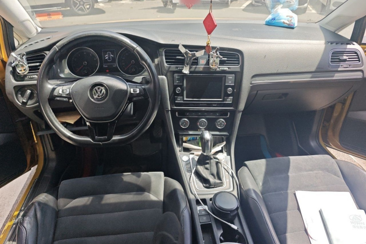 Volkswagen Golf 2017 #11 Volkswagen Golf 2017 car image #11
