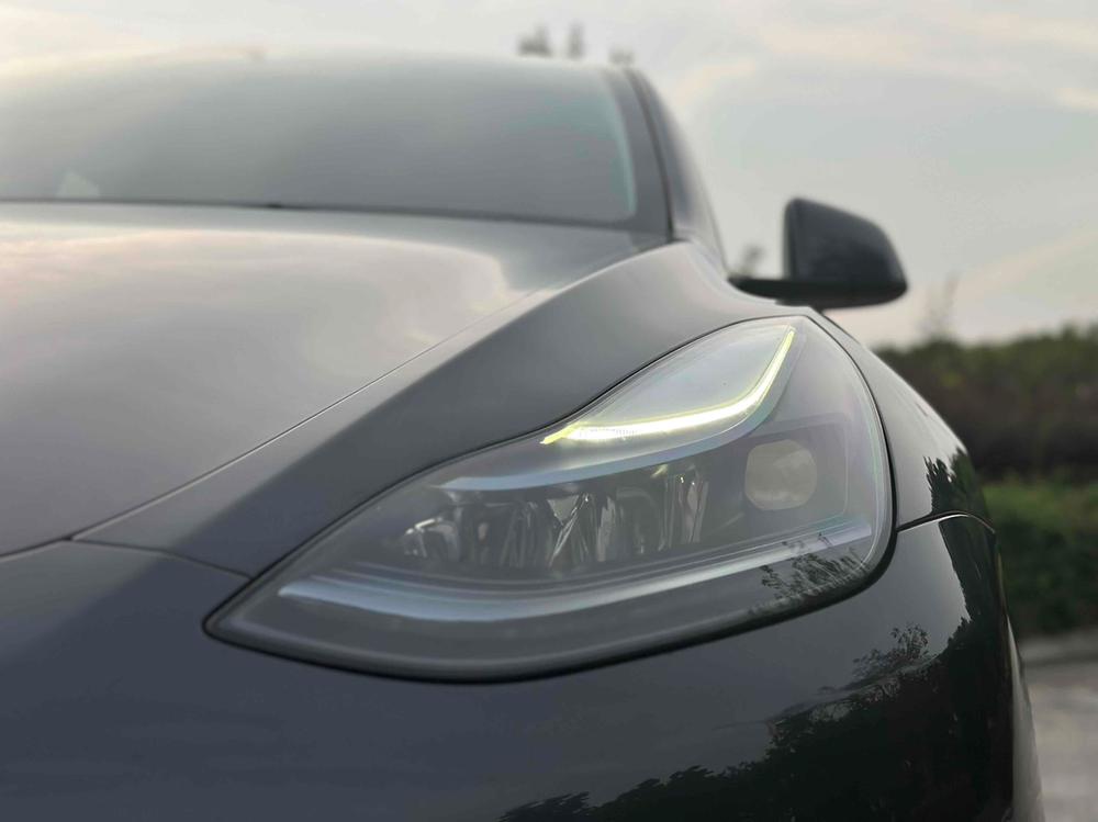 Tesla Model Y 2024 #8 Tesla Model Y 2024 car image #8
