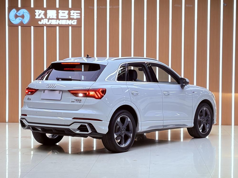 Audi Q3 2024 #6 Audi Q3 2024 car image #6