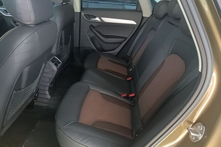 Audi Q3 2018 #17 Audi Q3 2018 car image #17