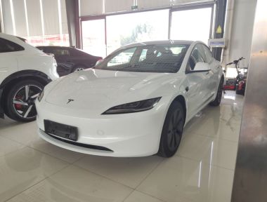 Tesla Model 3 2026 car image 