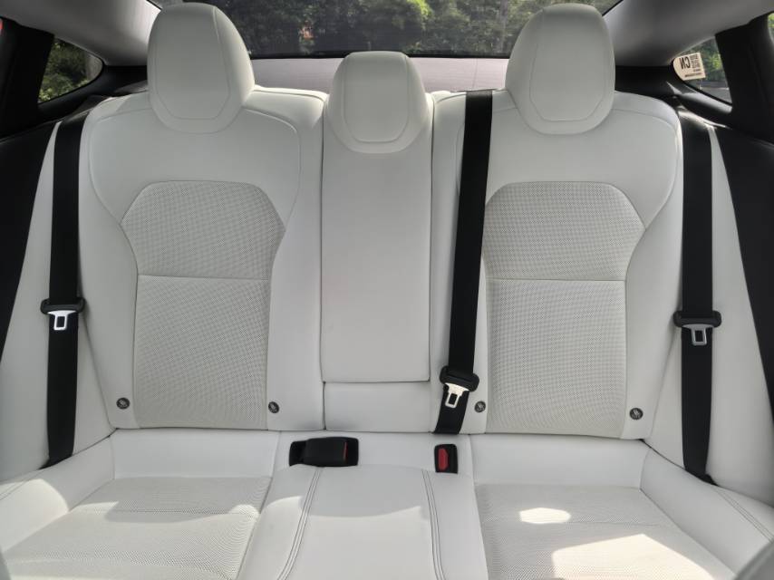 Tesla Model 3 2025 car image #13