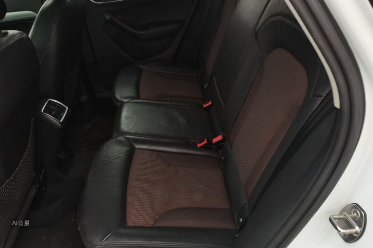 Audi Q3 2018 #19 Audi Q3 2018 car image #19