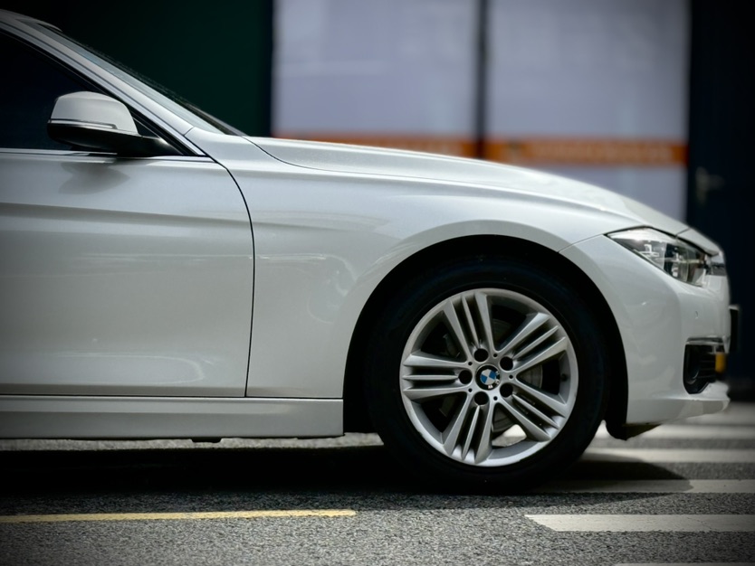 BMW 3 Series 2016 car image #9