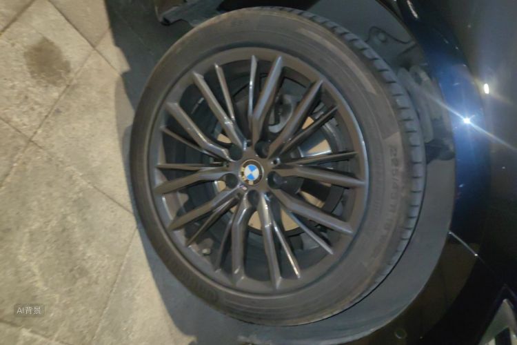 BMW 3 Series 2021 car image #9