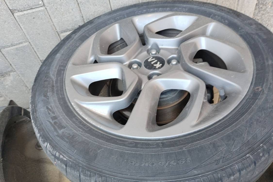 Kia KX1 2019 car image #29