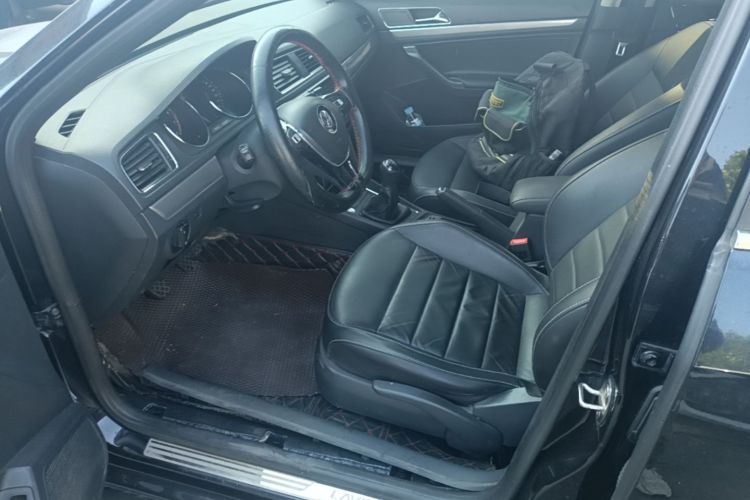 Volkswagen Lavida 2019 car image #15