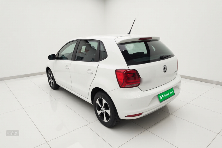 Volkswagen Polo 2017 #5 Volkswagen Polo 2017 car image #5
