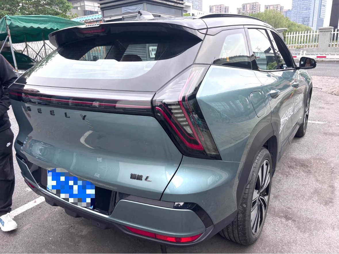 GEELY Boyue L 2025 car image #5