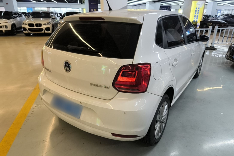 Volkswagen Polo 2014 #7 Volkswagen Polo 2014 car image #7