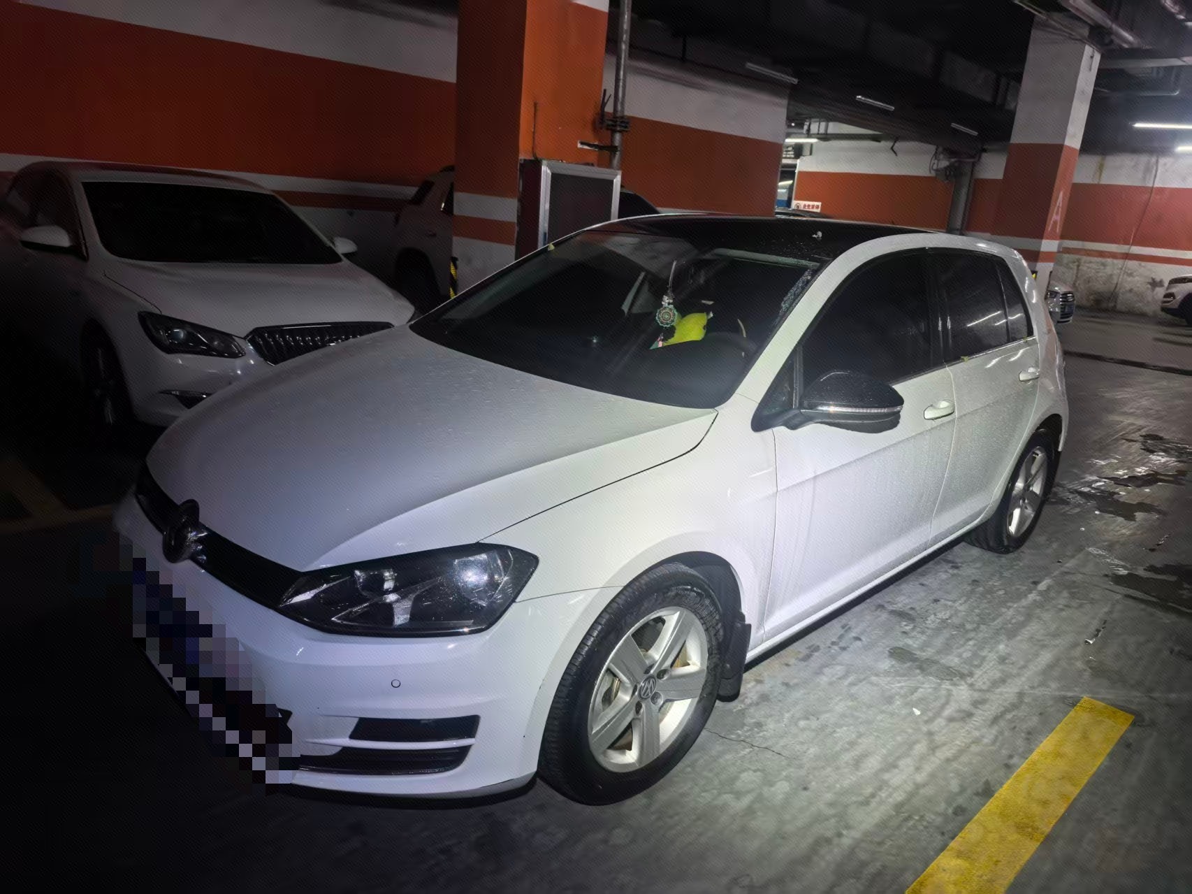 Volkswagen Golf 2017 car image 