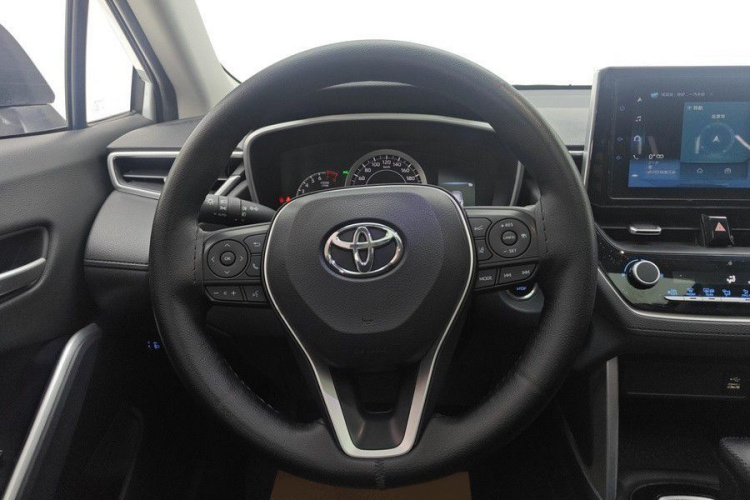Toyota Corolla Cross 2022 #10 Toyota Corolla Cross 2022 car image #10