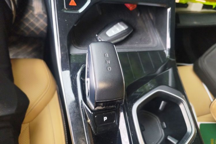 GEELY Boyue L 2023 #14 GEELY Boyue L 2023 صورة سيارة #14