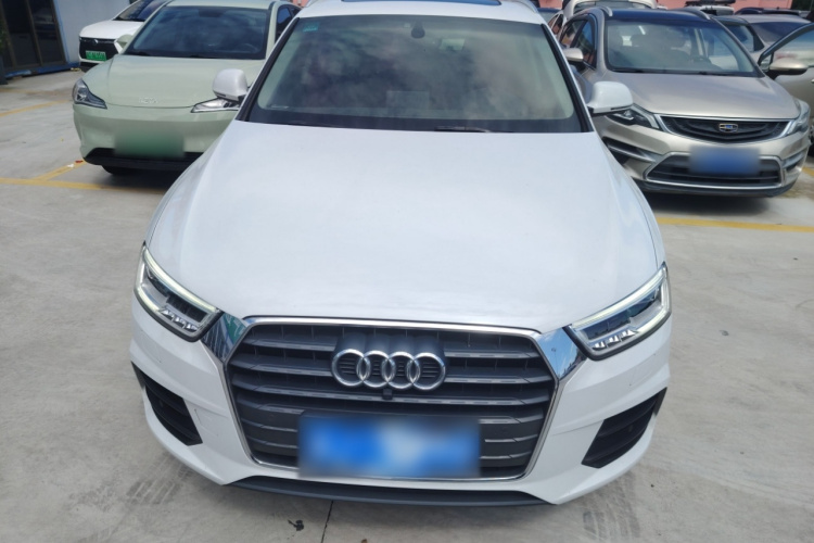Audi Q3 2018 #3 Audi Q3 2018 car image #3