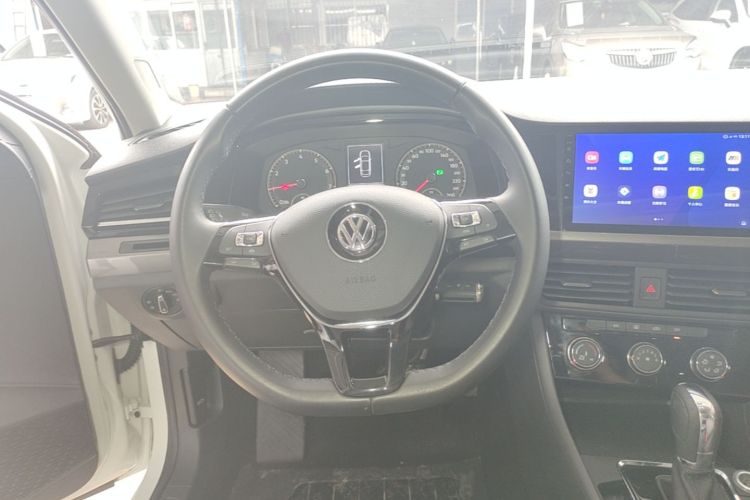 Volkswagen Bora 2021 car image #11